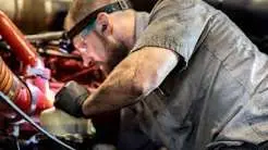 What Does a Truck Mechanic Do?